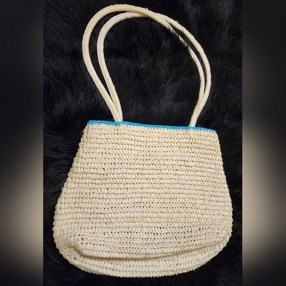 Summer Boho Straw Beach Bag Crocheted Tote With Embroidered Flowers - Picture 8 of 13